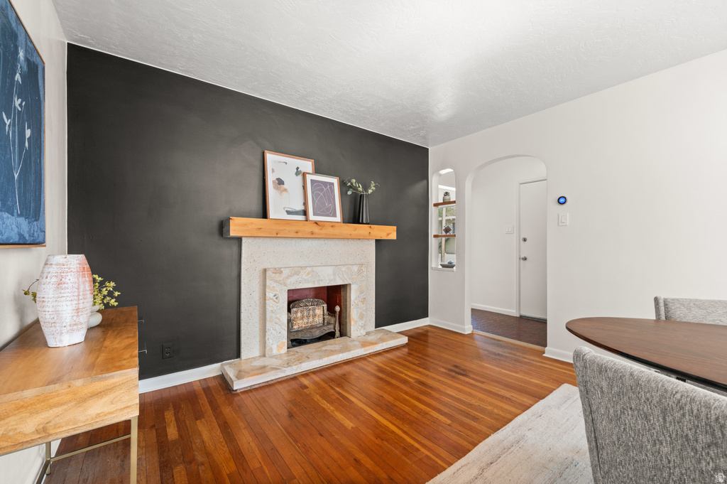 825 E 1700 S photo 3