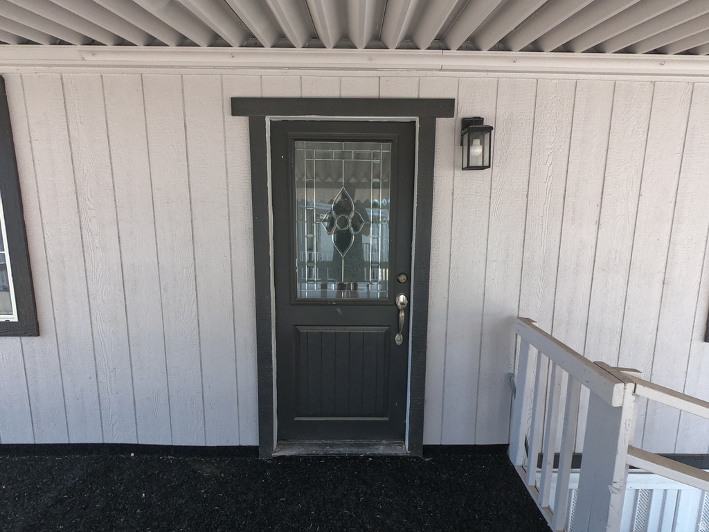 575 N 1350 W photo 2