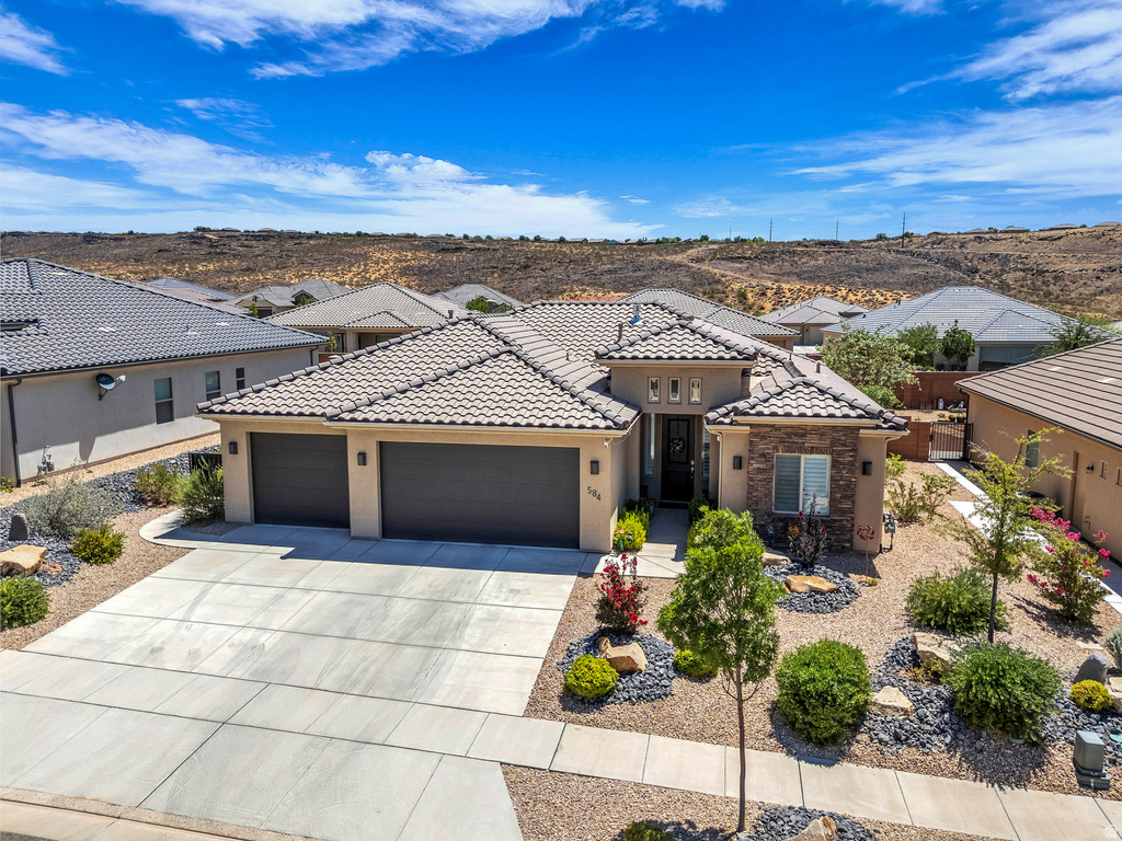 584 N SAGE HEN DR photo 3