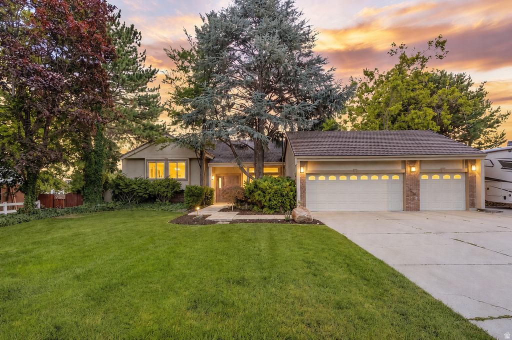 4129 W DONIBRISTLE CIR photo 2