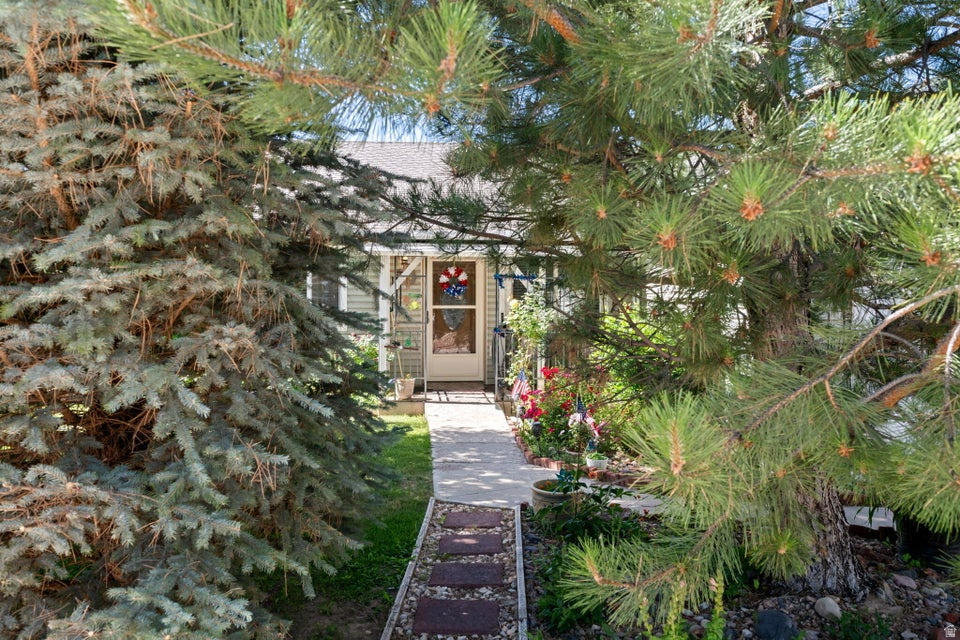 755 W 130 N photo 3