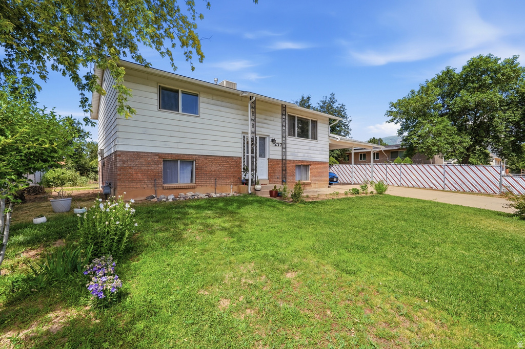 277 E 1150 N photo 2