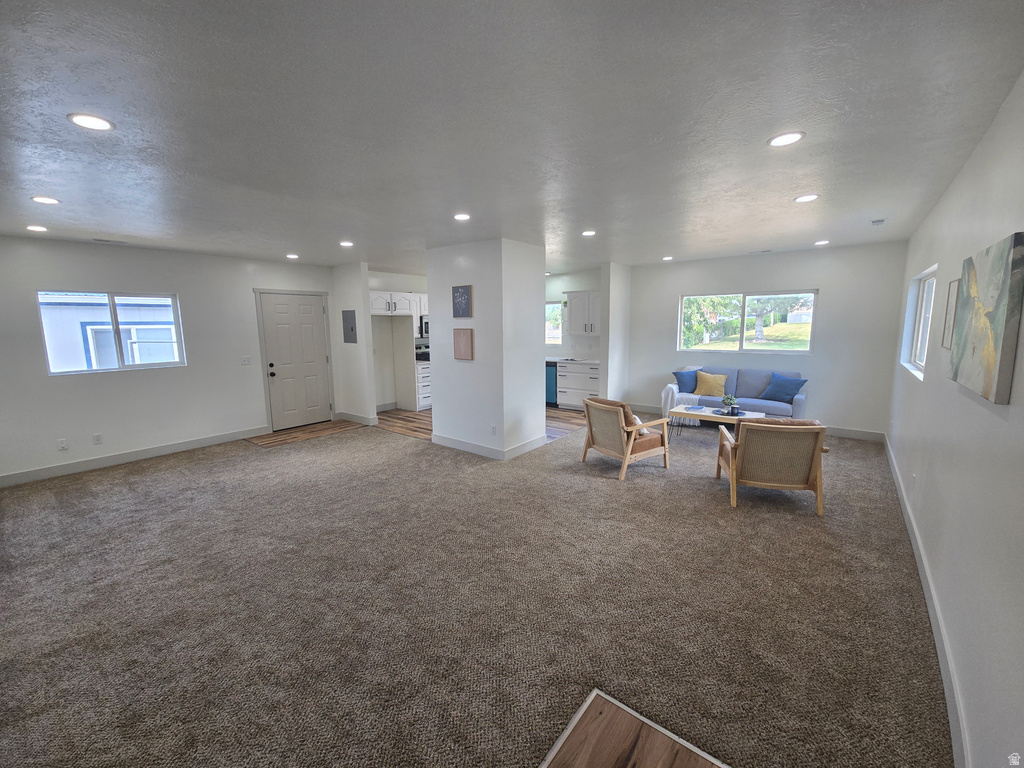 421 N 50 W photo 2