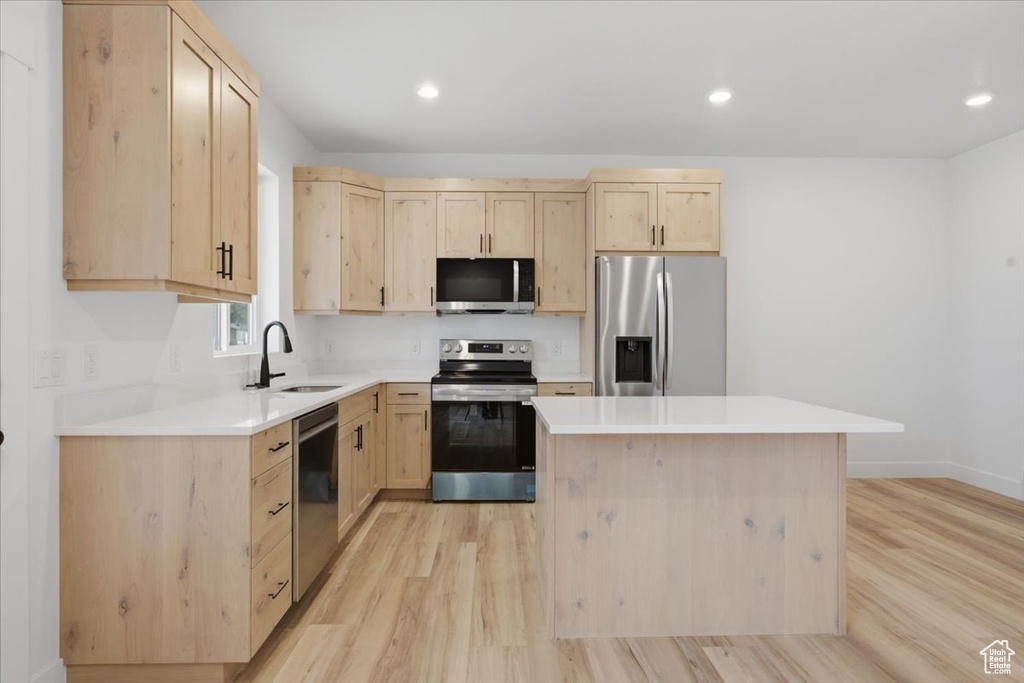 193 S OLIVER WAY photo 3