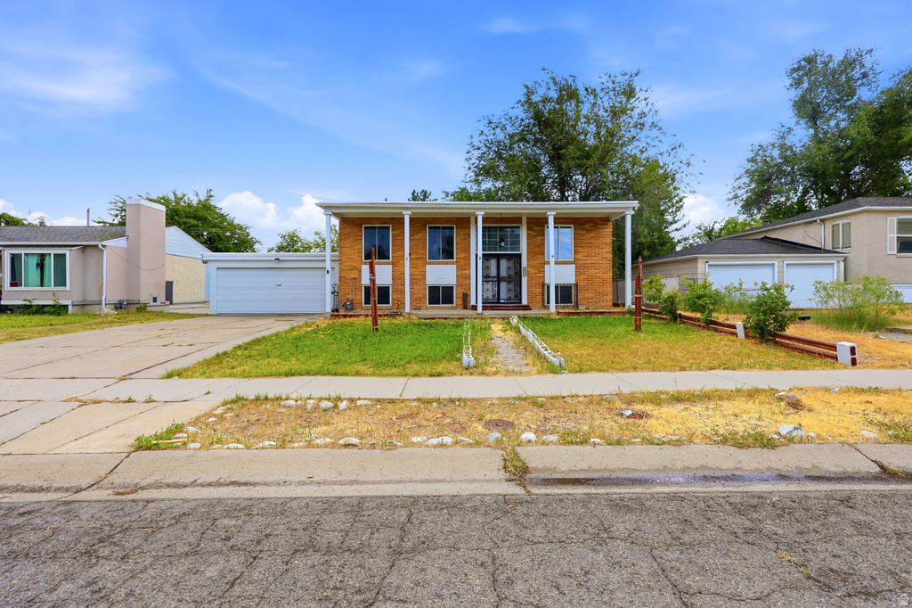 4937 W MANDAN AVE photo 2