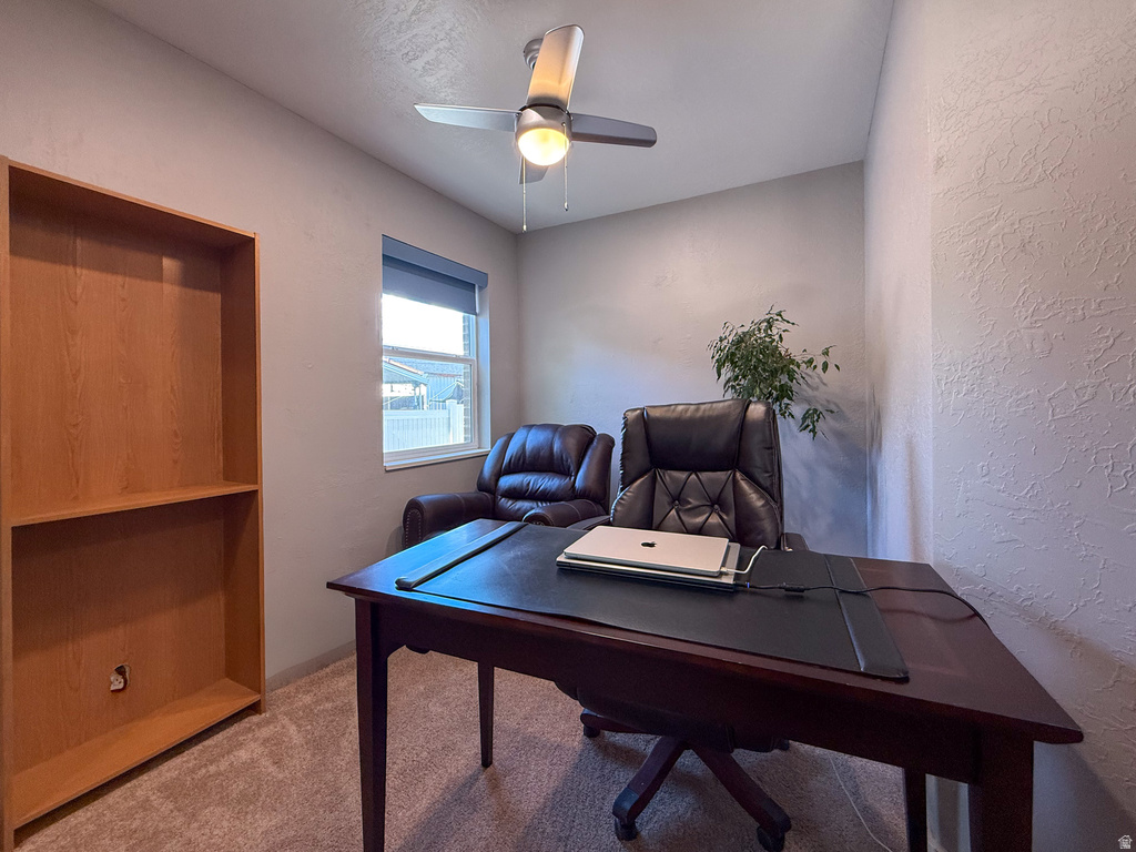 674 N 400 E photo 4