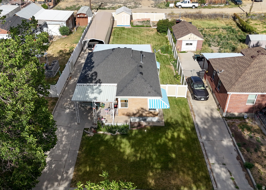674 N 400 E photo 2