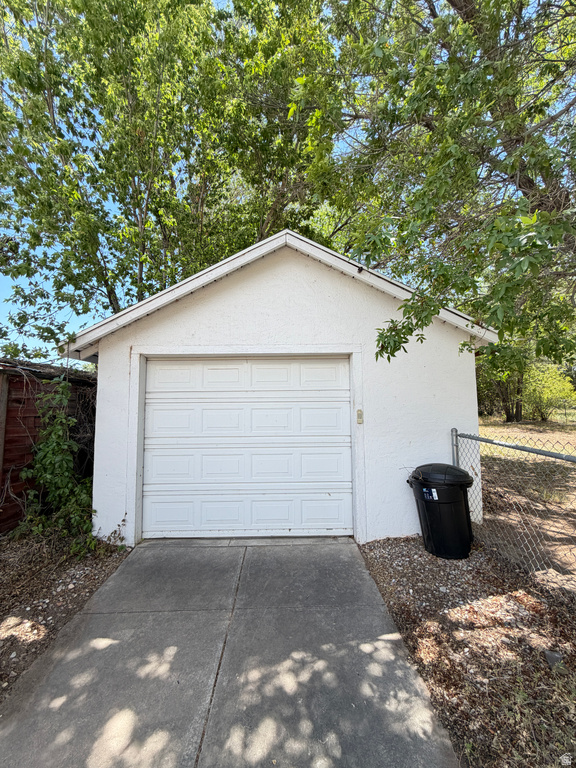 456 E 200 N photo 5