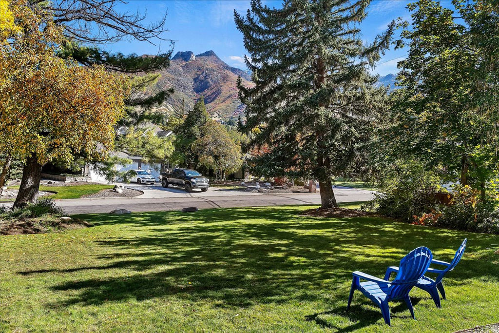 2882 E ETIENNE WAY photo 4