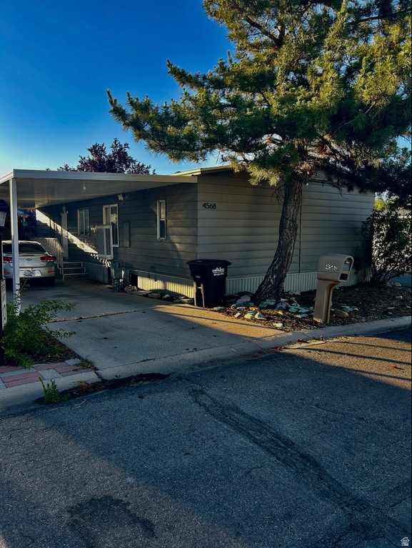 4568 S FOXGLOVE DR photo 3