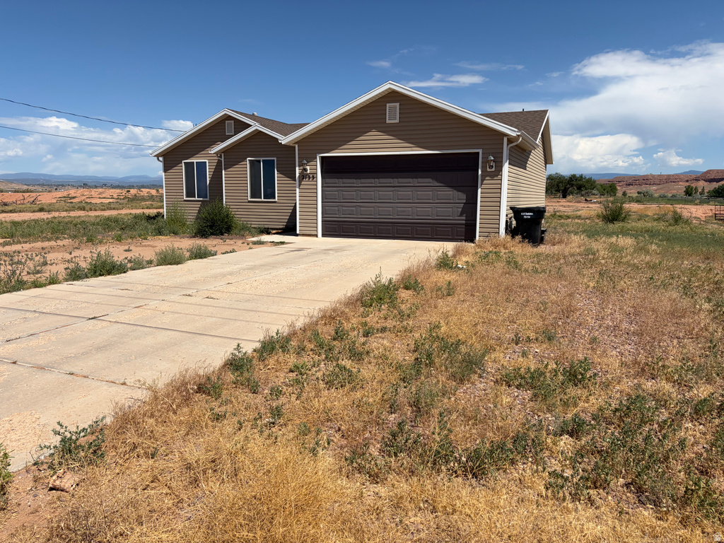 2133 E 1000 N photo 3