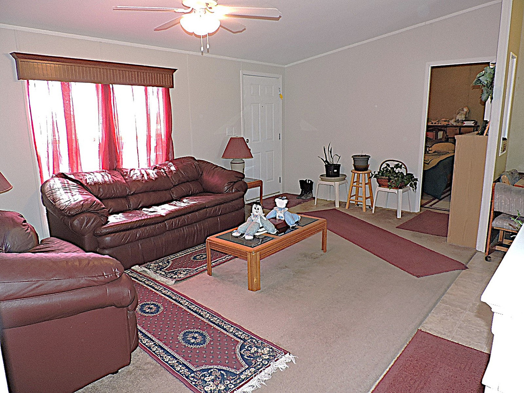 915 N 5000 W photo 5