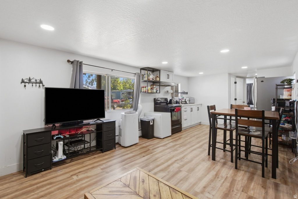 255 N 1600 W photo 2