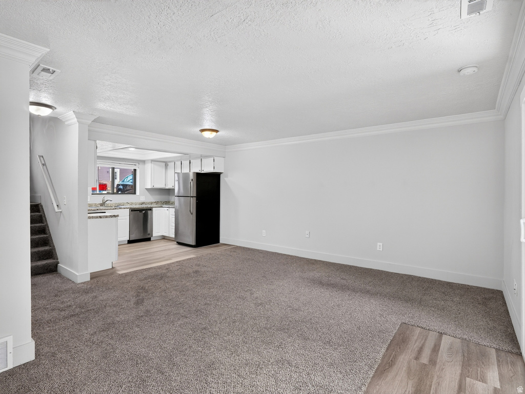 1325 S LINCOLN E AVE photo 4