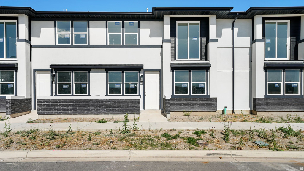 717 S HARRISON W DR photo 3