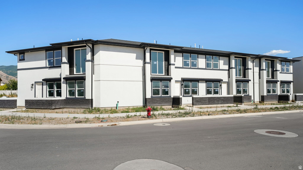 727 S HARRISON W DR photo 3