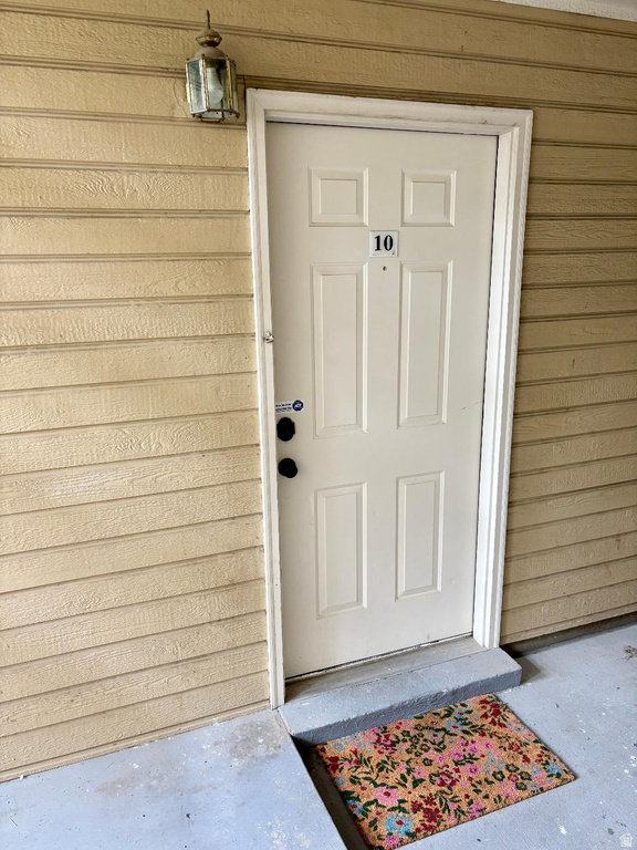 1212 E WATERSIDE CV photo 3