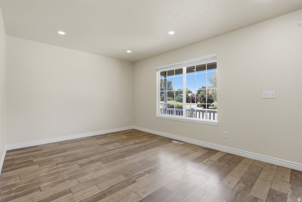 742 N 420 W photo 3