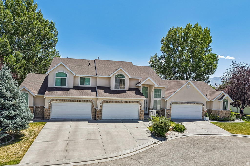 175 S COUNTRY CT photo 3