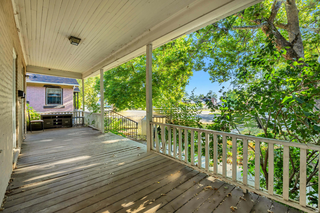 2752 MADISON AVE photo 3