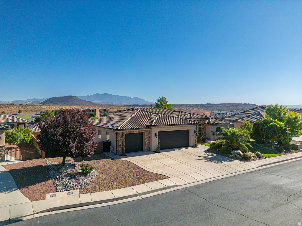 1248 W 2190 S CIR photo 2