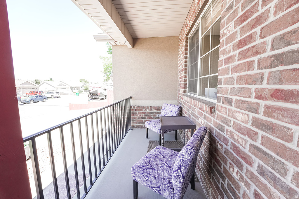 18 E 580 N photo 3