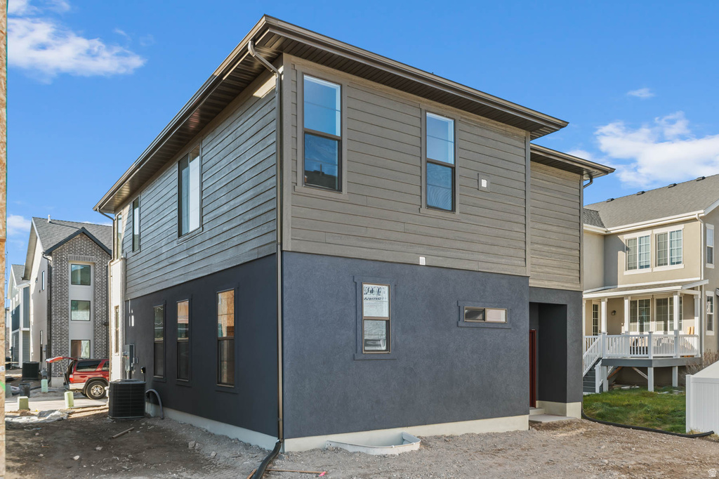 1588 N 3190 W photo 4