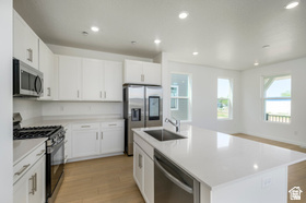 1533 S 920 W photo 3