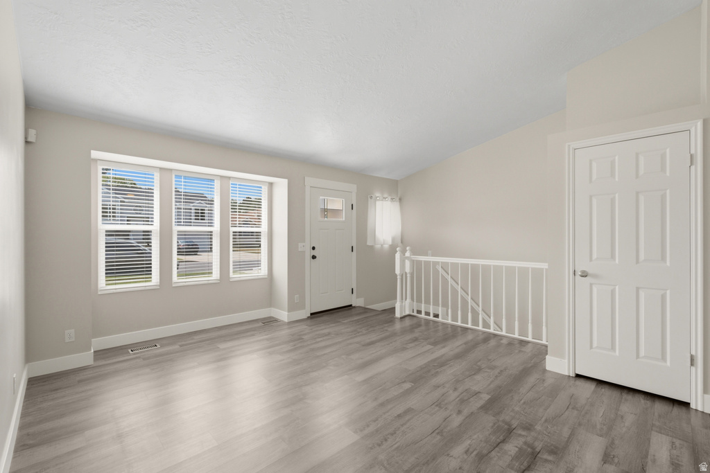 5475 S CROSSBOW CIR photo 2