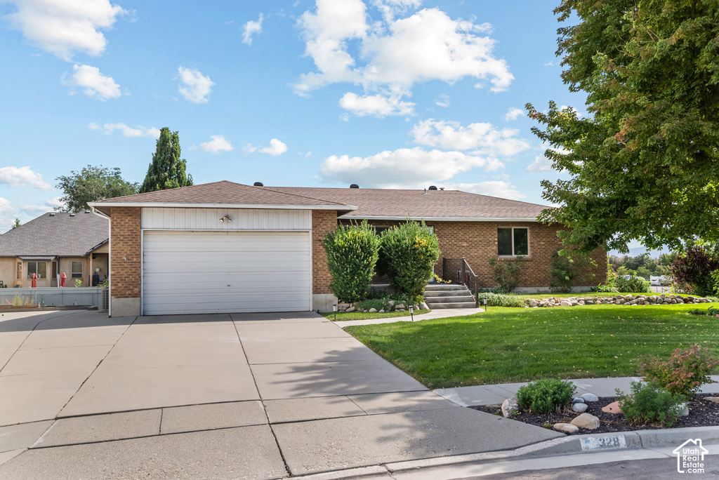 328 E HEATHER RIDGE CIR photo 2