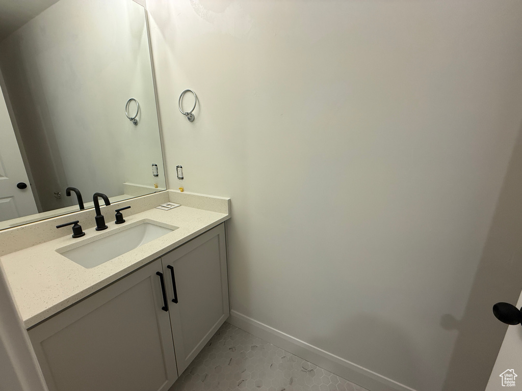 1566 N 275 W photo 4
