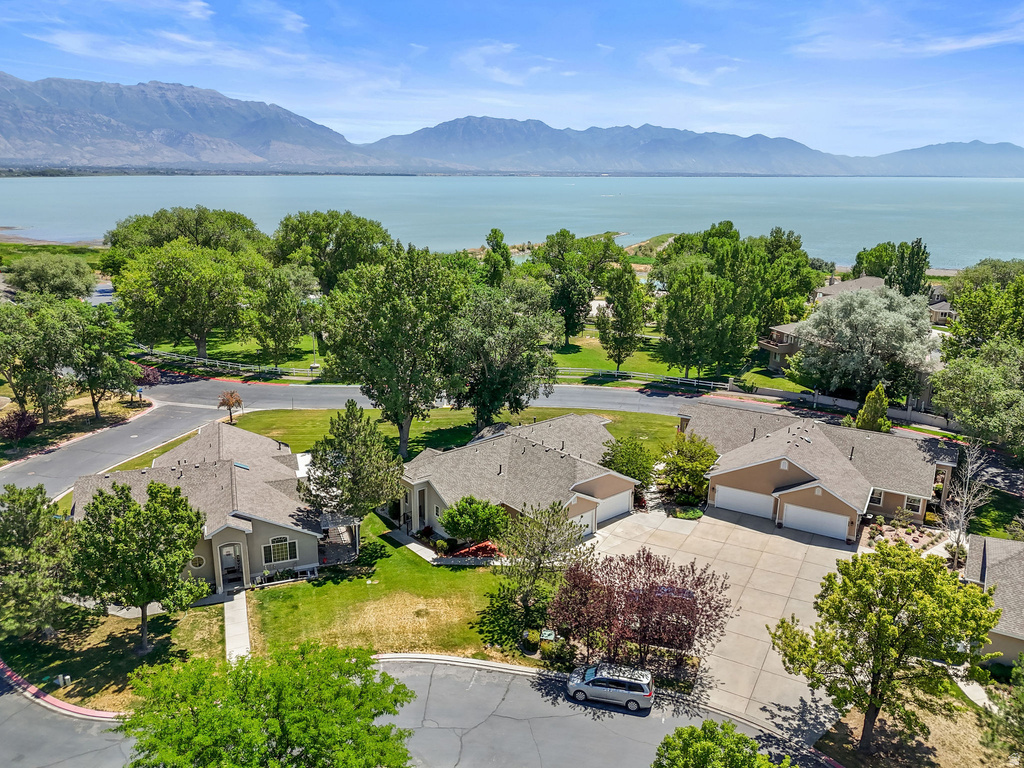 337 E PAVILION CIR photo 4