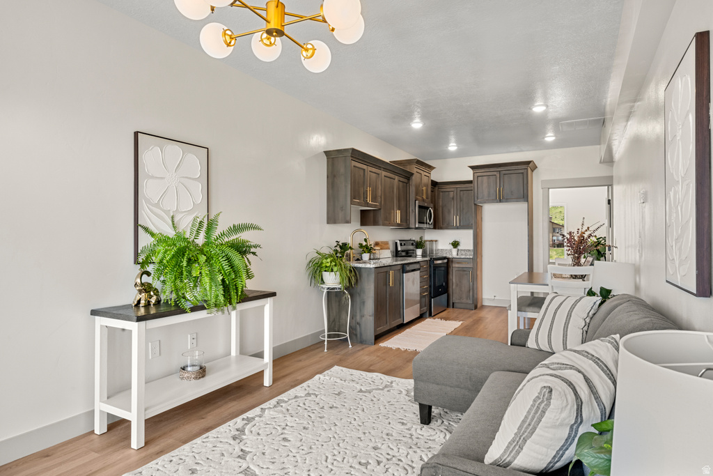 939 N HARBOR VILLAGE E DR photo 4