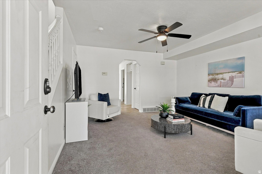 2421 N 400 E photo 4