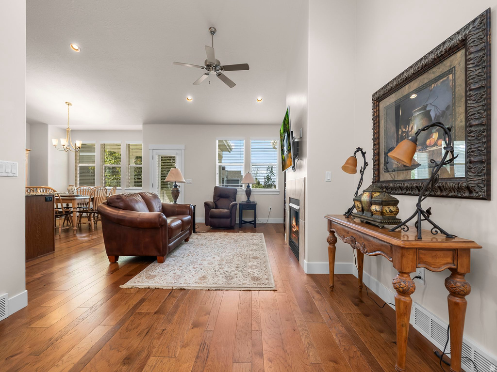 1236 W SAMUEL HOLT DR photo 5