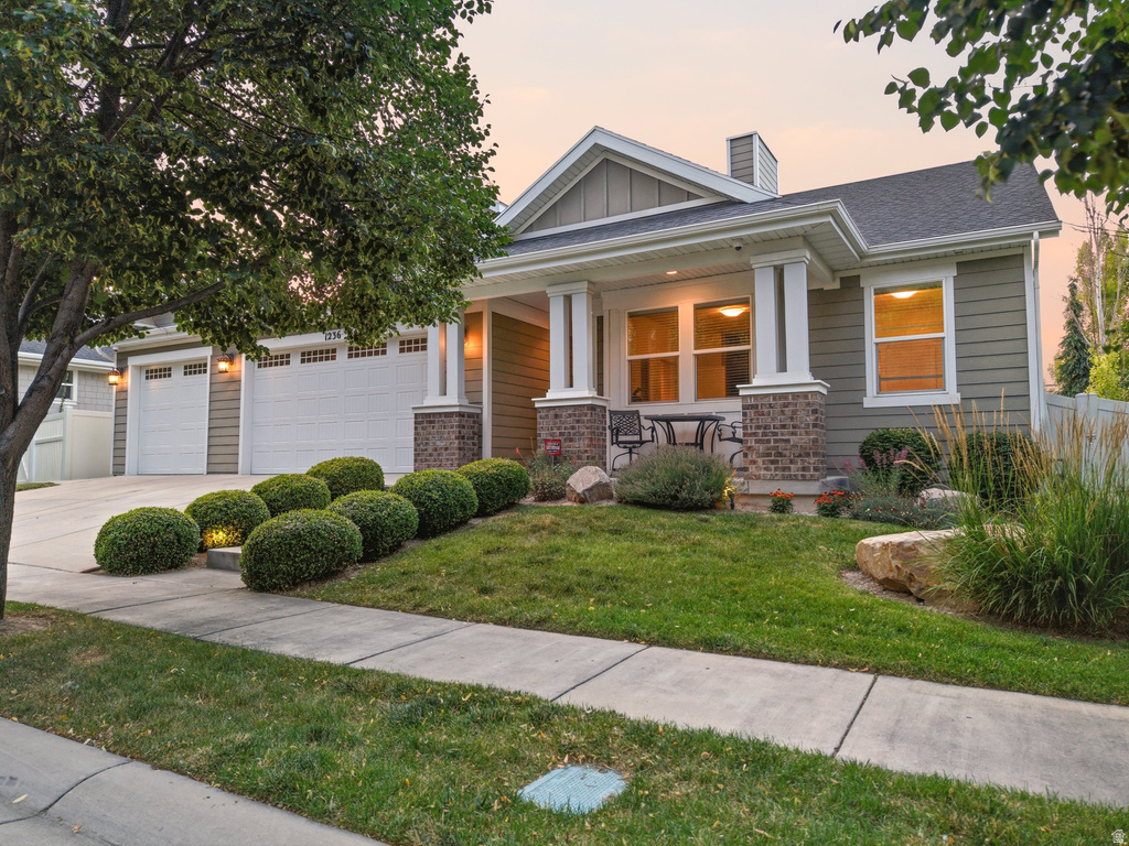 1236 W SAMUEL HOLT DR photo 2
