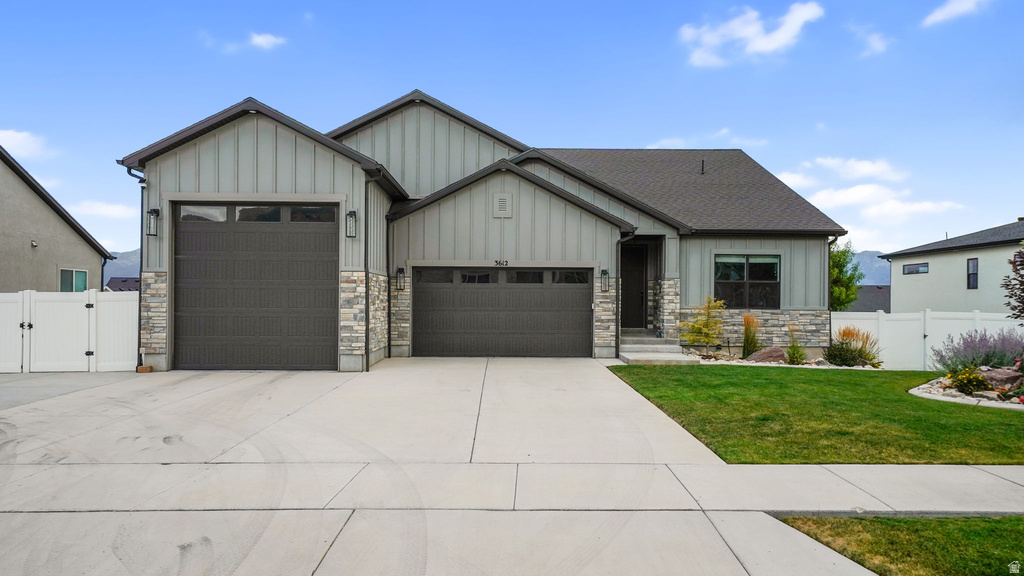 3612 S HIAWATHA E CIR photo 2