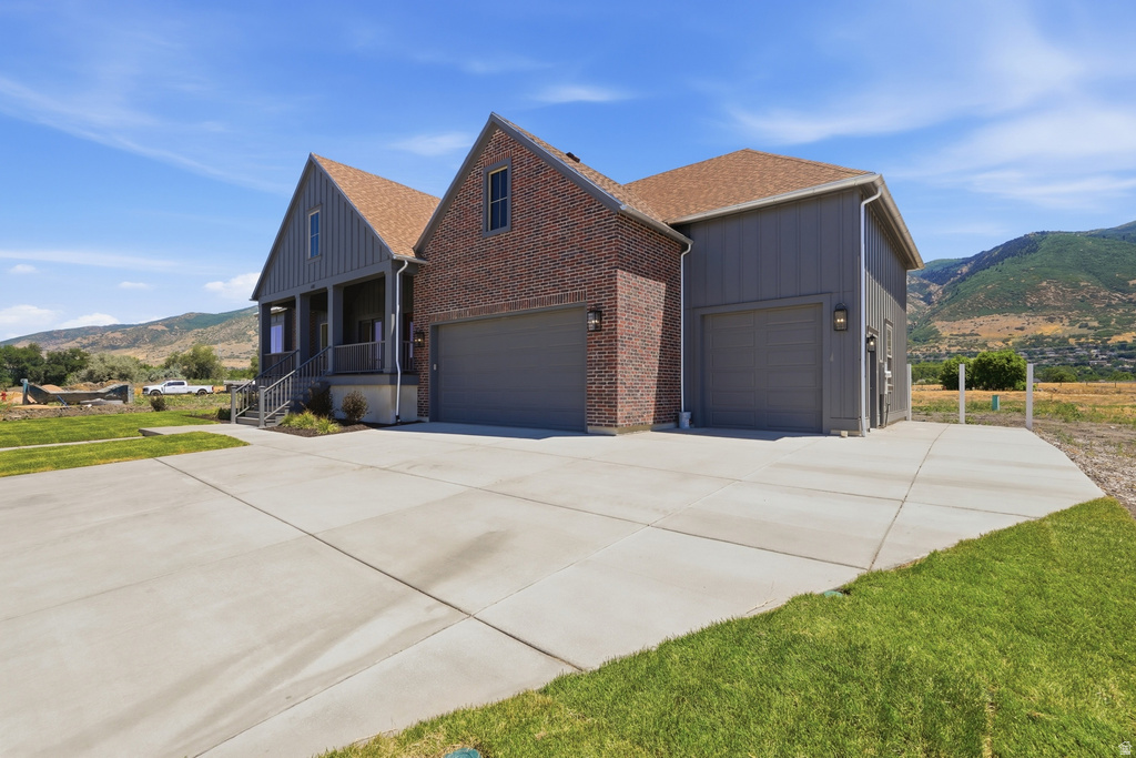 587 S DANIEL DR photo 4