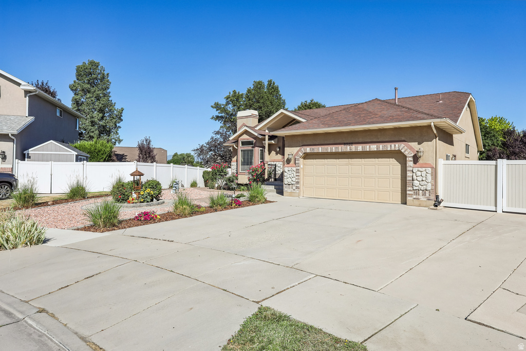 8022 S PEREGRINE PL photo 3