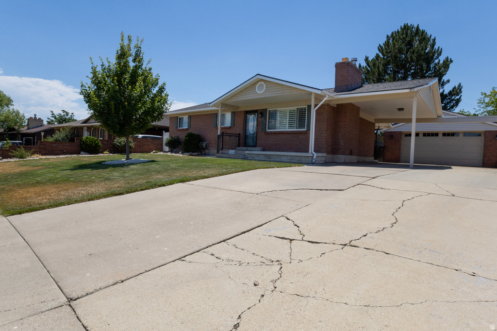 2079 W ARTHUR S DR photo 2