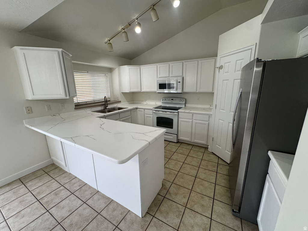 3927 OTHELLO WAY photo 3