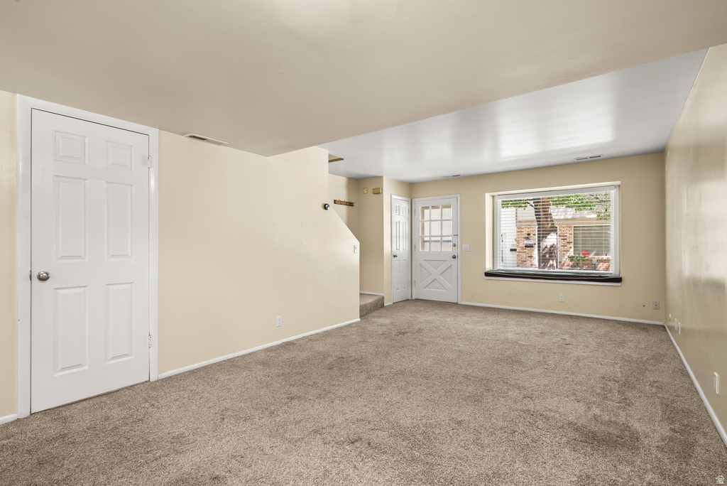 2120 E GEORGETOWN photo 5