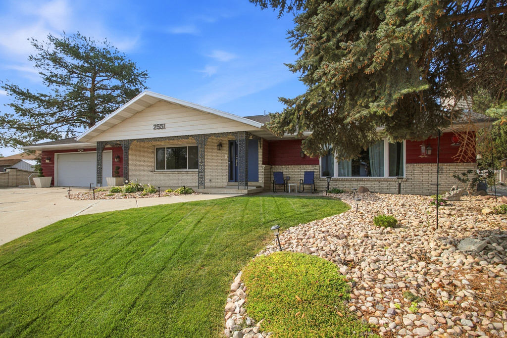 2551 W LOLENE CIR photo 4