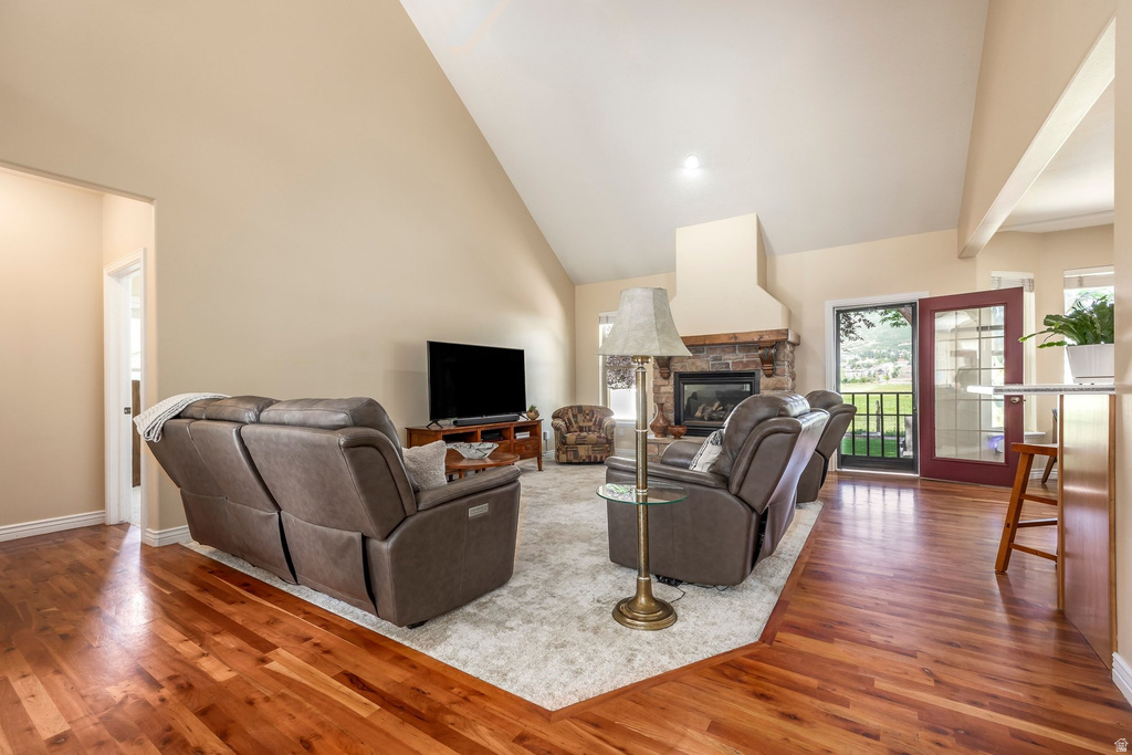 883 N SWISS FARM CT photo 5