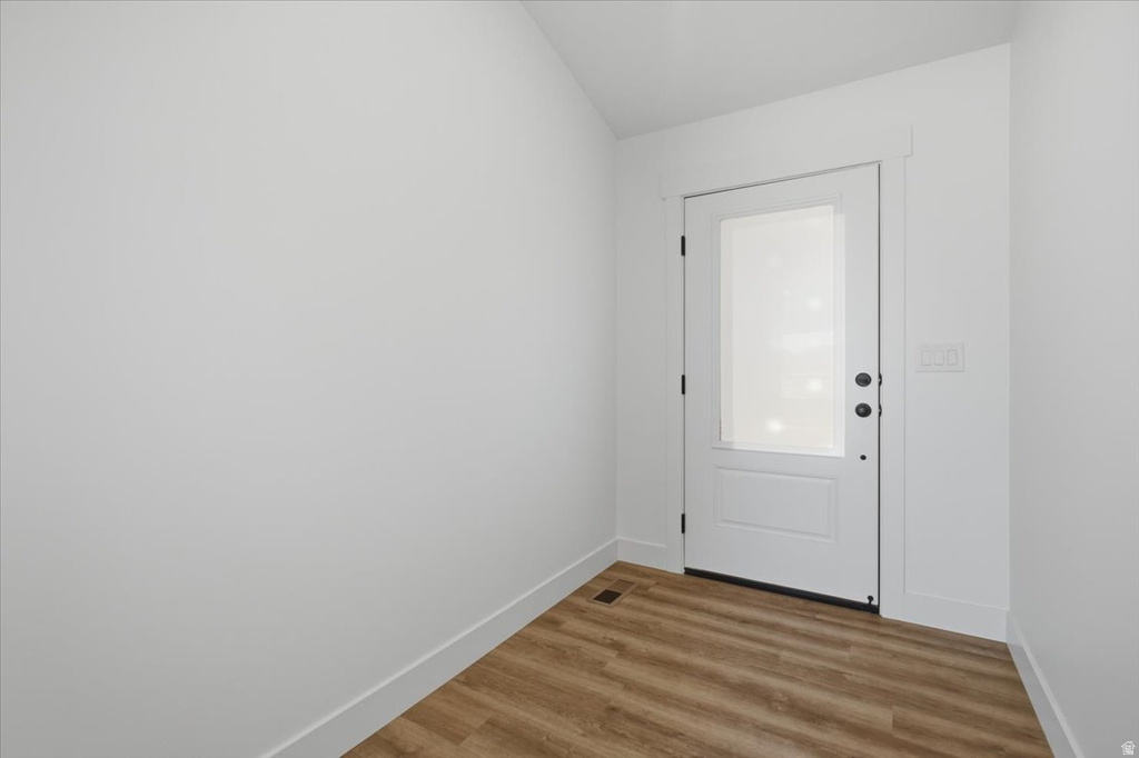 340 E PEAR photo 2