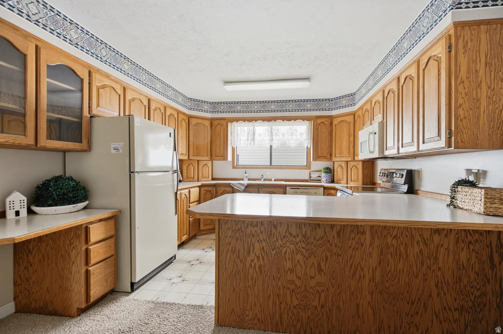 172 LARSEN DR photo 4