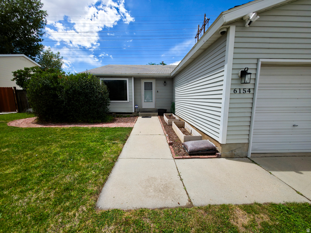 6154 S TROWBRIDGE W WAY photo 2