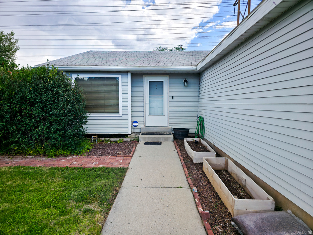 6154 S TROWBRIDGE W WAY photo 3