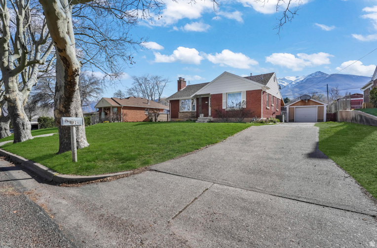 4024 LIBERTY AVE photo 2