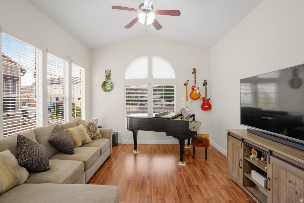 1055 W PROVINCE WAY photo 2